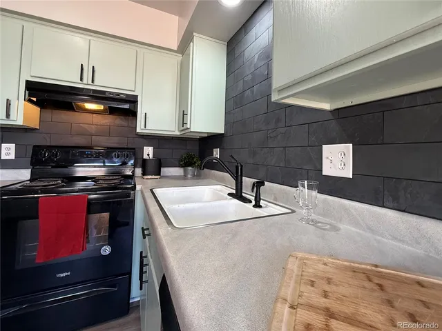 $1,385 | 531 South Angus Avenue, Unit 2, Pueblo West, CO 81007