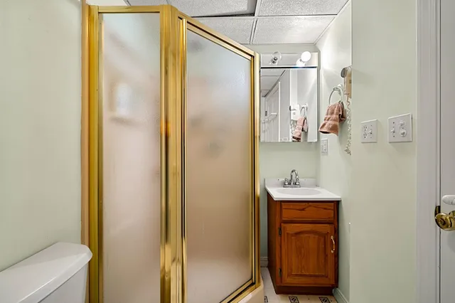 $419,900 | 147 Weirs Boulevard, Unit 5, Laconia, NH 03246