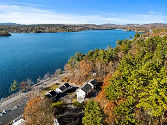 $419,900 | 147 Weirs Boulevard, Unit 5, Laconia, NH 03246