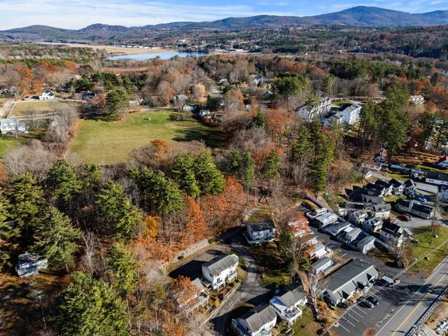 $419,900 | 147 Weirs Boulevard, Unit 5, Laconia, NH 03246