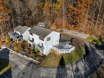 $419,900 | 147 Weirs Boulevard, Unit 5, Laconia, NH 03246