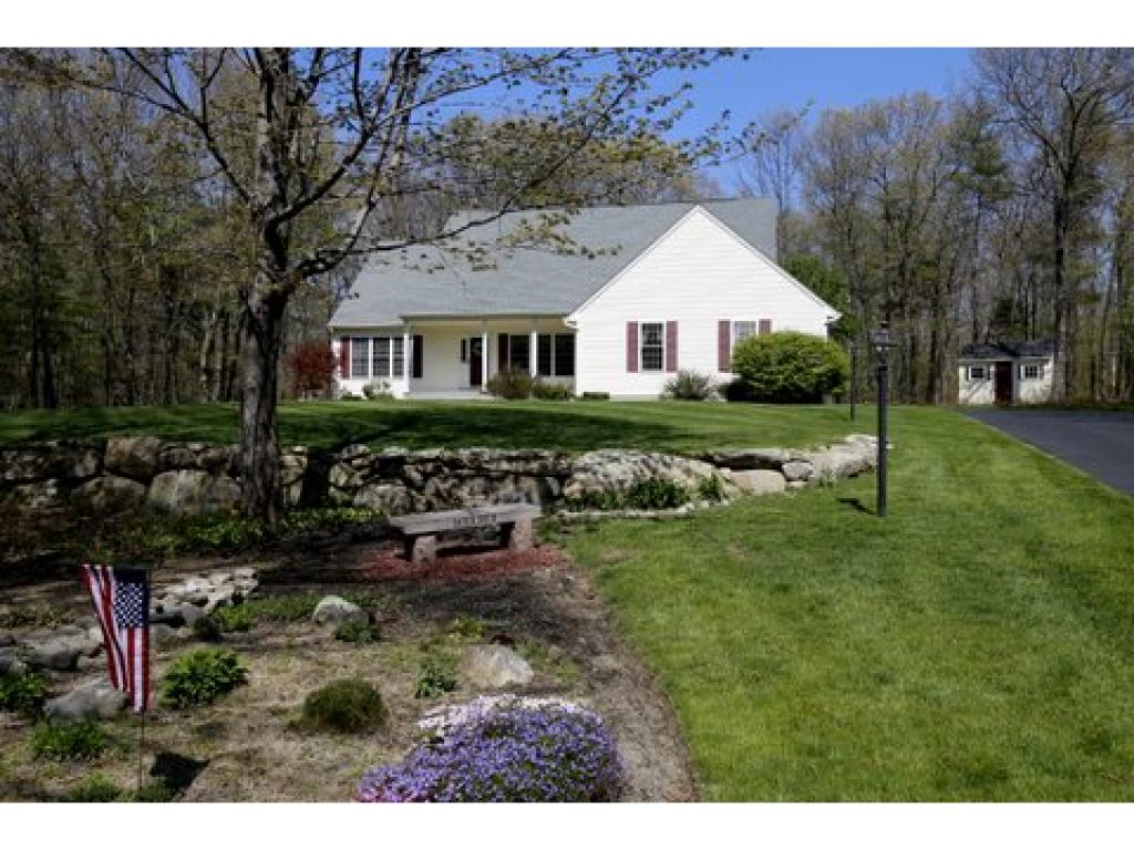 4 Laurel Road Hooksett, NH 03106 - Photo 22 of 24 Gallery Image 22
