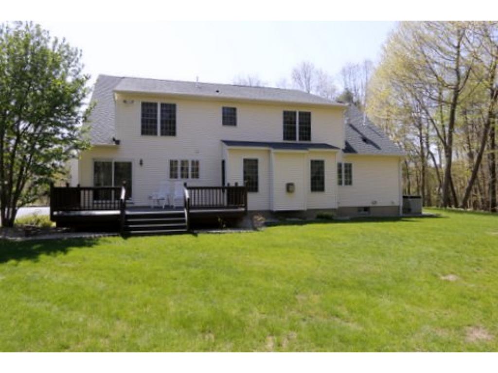 4 Laurel Road Hooksett, NH 03106 - Photo 4 of 24 Gallery Image 4