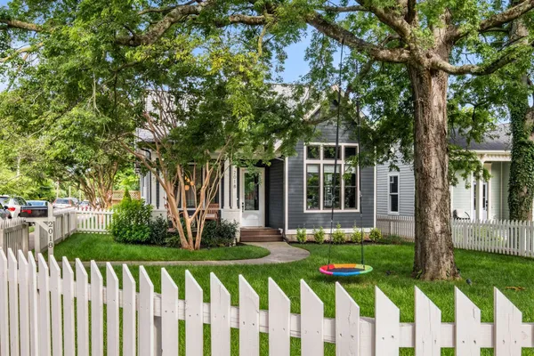 $2,700,000 | 2018 10th Avenue South, Nashville, TN 37204