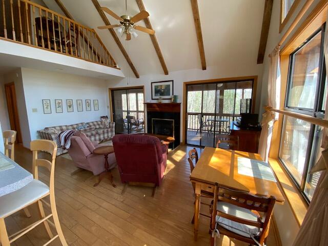 384 Laurel Road Townsend, TN 37882 - Photo 4 of 23 Living area