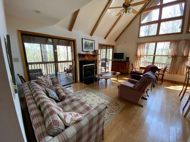 384 Laurel Road Townsend, TN 37882 - Photo 5 of 23 Living Room #2
