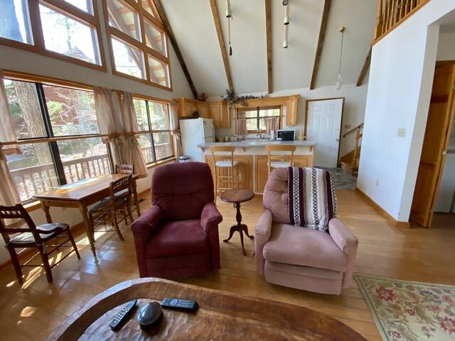 384 Laurel Road Townsend, TN 37882 - Photo 6 of 23 Kitchen/ Living/ Eating area