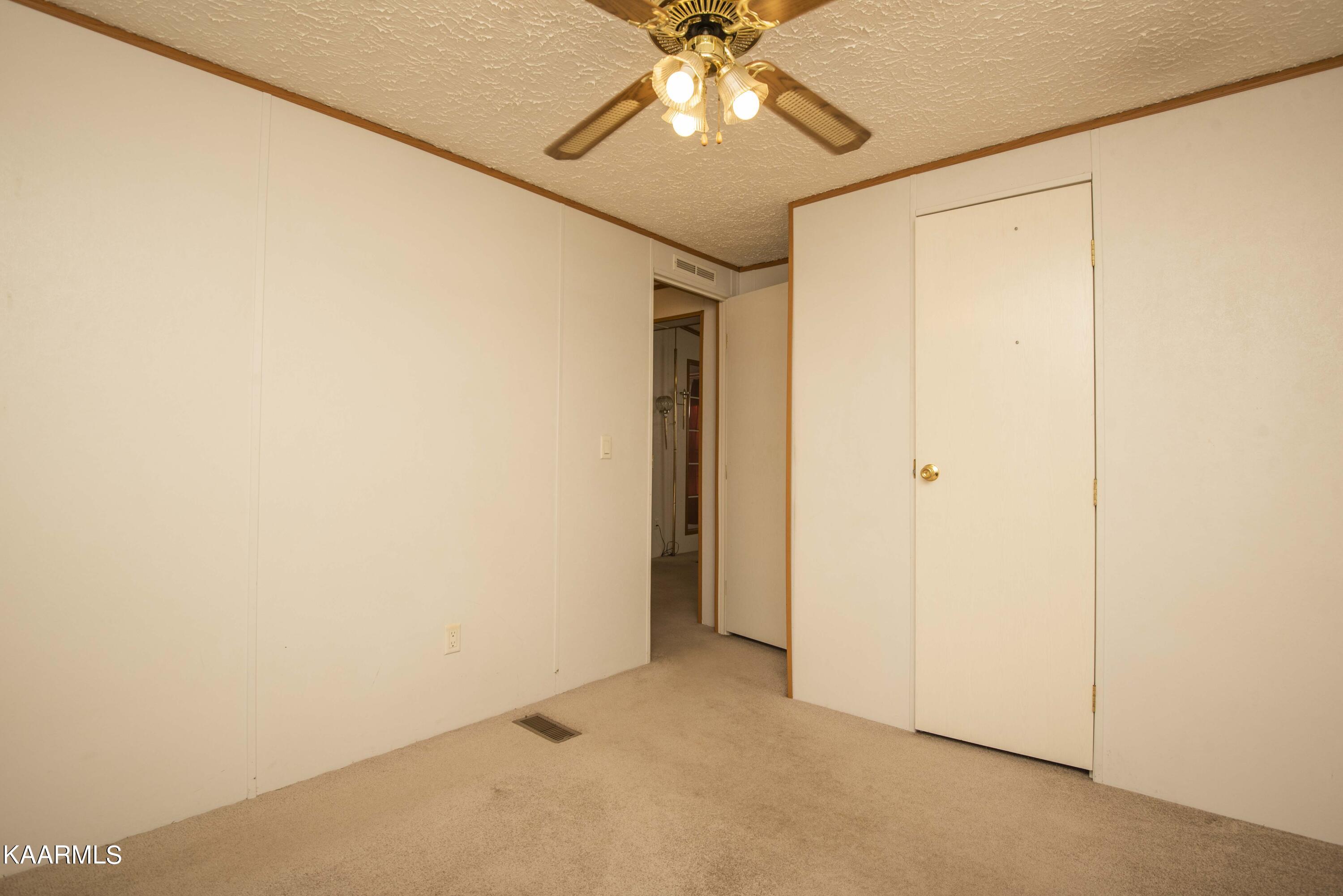 9935 Old Chestnut Ridge Road Heiskell, TN 37754 - Photo 23 of 39 second bed 3_1