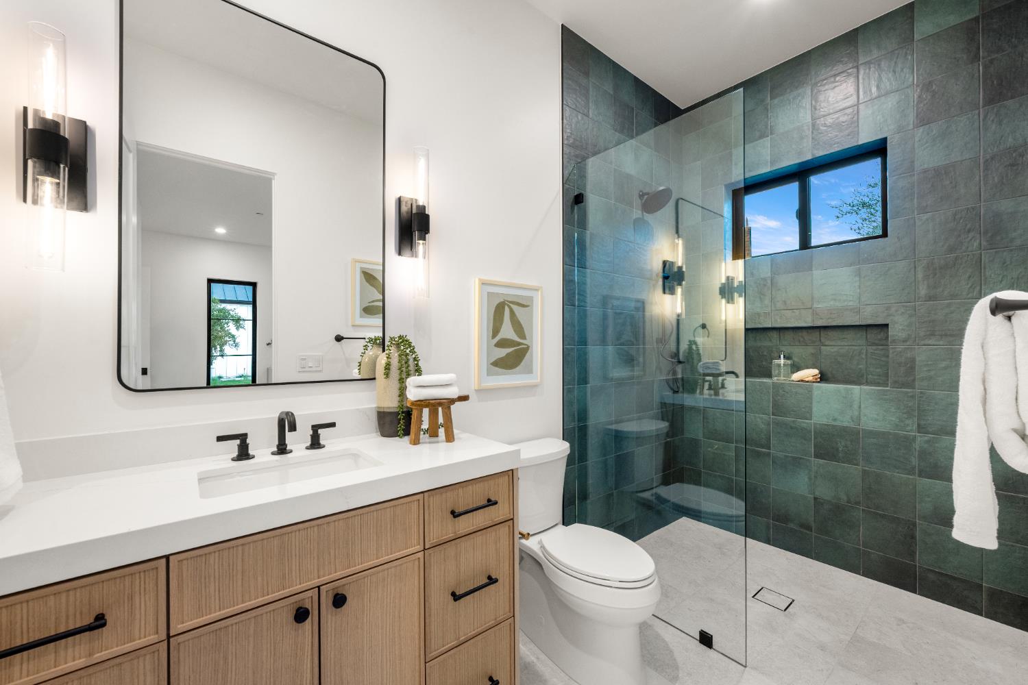 3140 Rattlesnake Road Newcastle, CA 95658 - Photo 23 of 78 a bathroom with a sink a toilet and shower