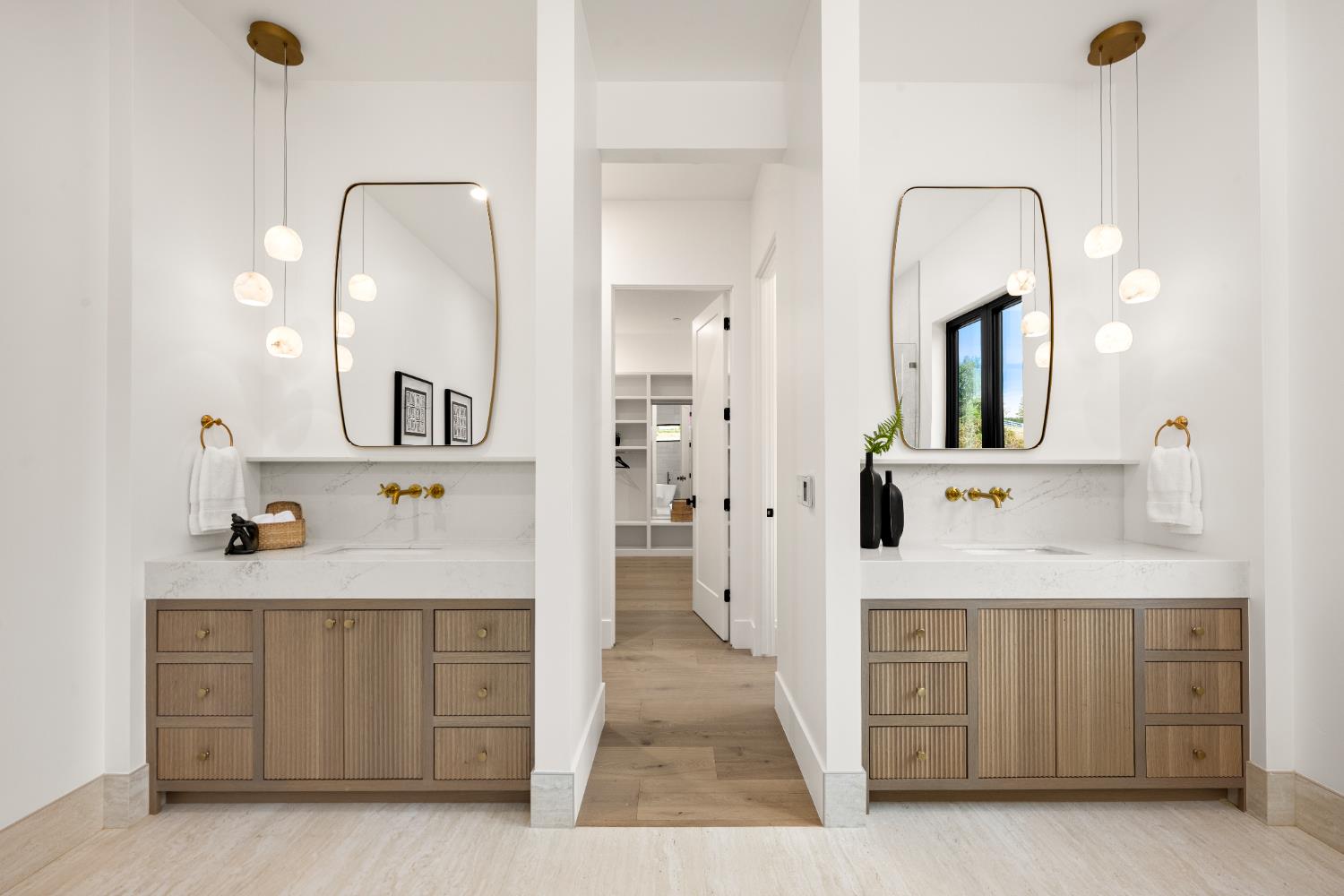 3140 Rattlesnake Road Newcastle, CA 95658 - Photo 40 of 78 a en suite bathroom with a granite countertop sink and a mirror