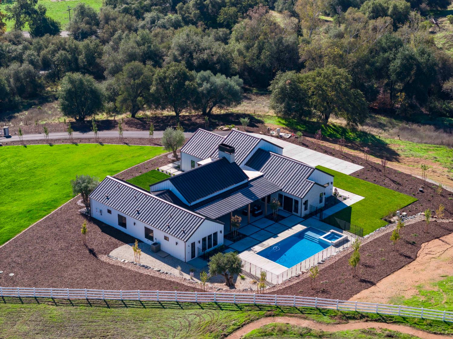 3140 Rattlesnake Road Newcastle, CA 95658 - Photo 73 of 78 an aerial view of a house with swimming pool and outdoor space