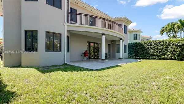 $1,292,550 | 7965 Southwest 195th Street, Cutler Bay, FL 33157