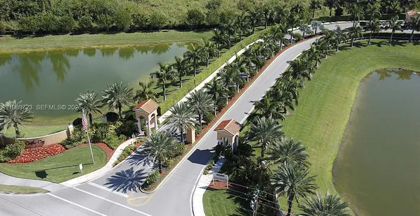 $1,292,550 | 7965 Southwest 195th Street, Cutler Bay, FL 33157