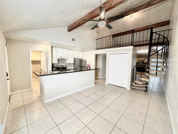 $1,500 | 9164 Wilcrest Drive, Unit 9164, Houston, TX 77099