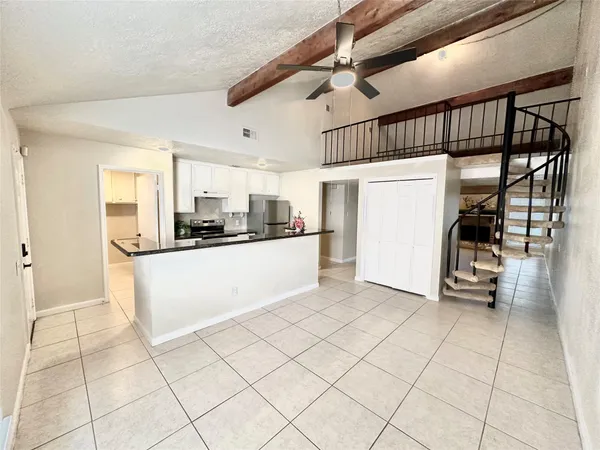 $1,500 | 9164 Wilcrest Drive, Unit 9164, Houston, TX 77099