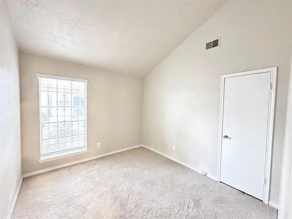 $1,500 | 9164 Wilcrest Drive, Unit 9164, Houston, TX 77099