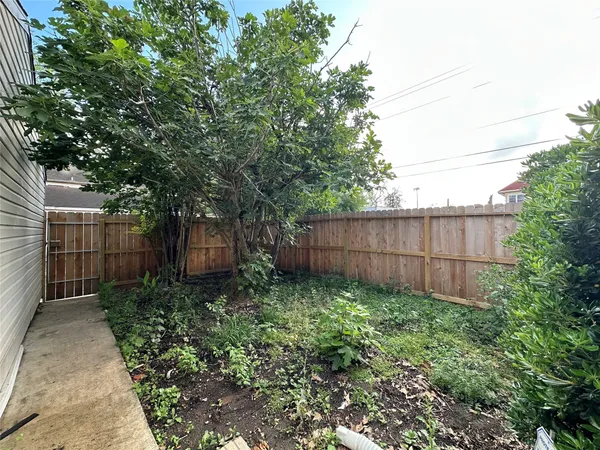 $1,500 | 9164 Wilcrest Drive, Unit 9164, Houston, TX 77099