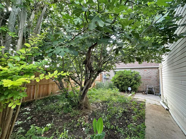 $1,500 | 9164 Wilcrest Drive, Unit 9164, Houston, TX 77099