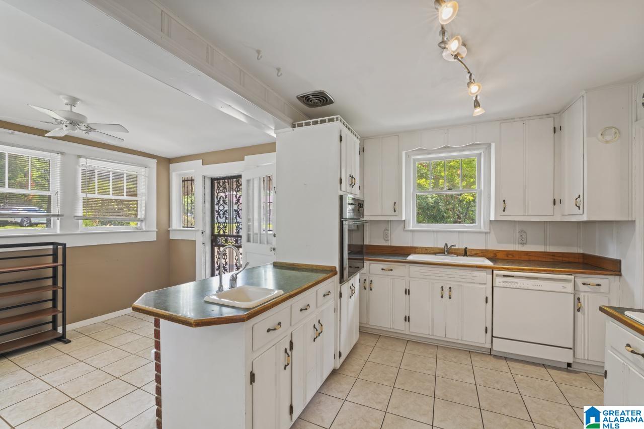 600 7th Street North Clanton, AL 35045 - Photo 7 of 35