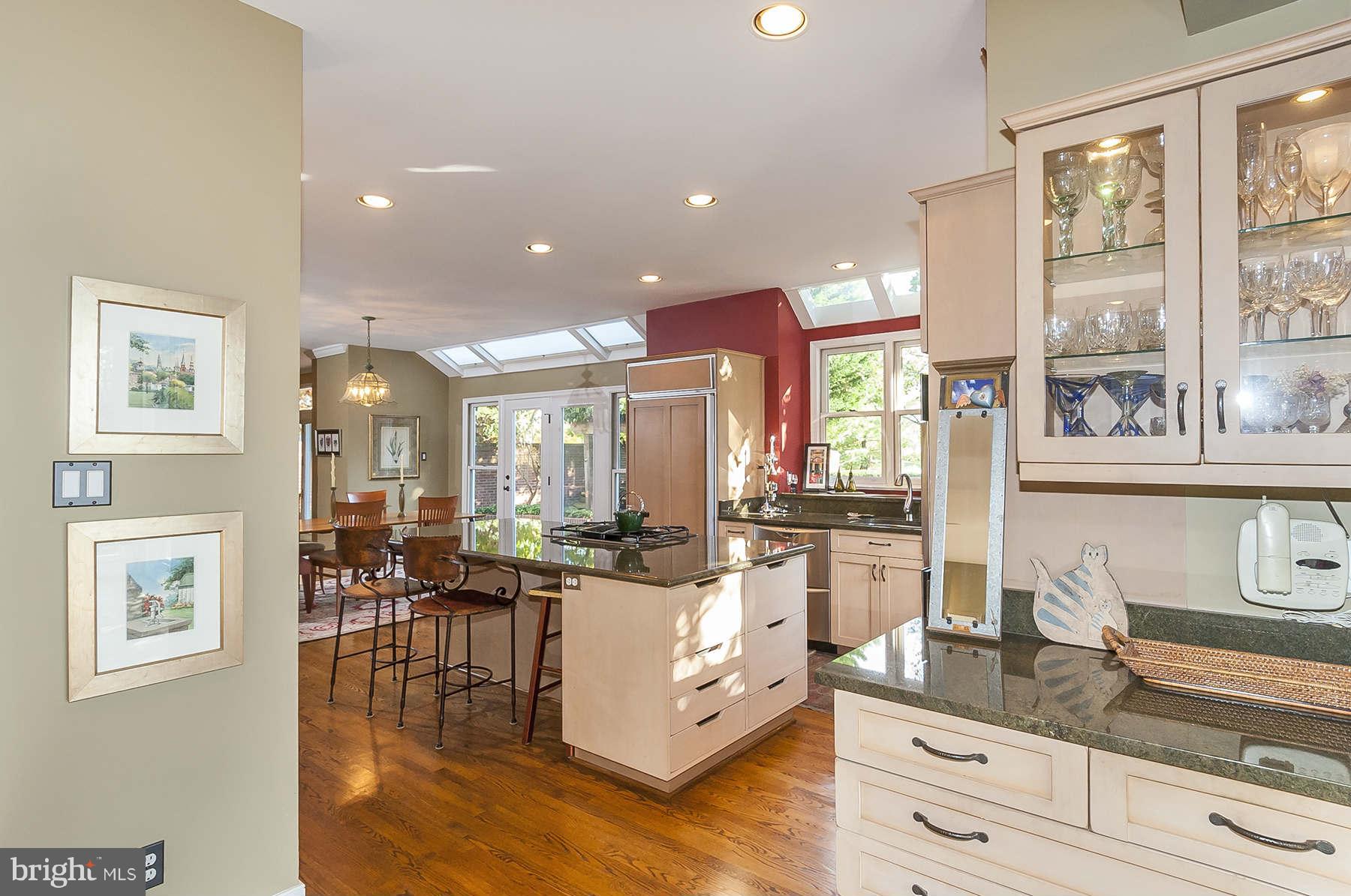 11224 Ridermark Row Columbia, MD 21044 - Photo 7 of 29 Kitchen
