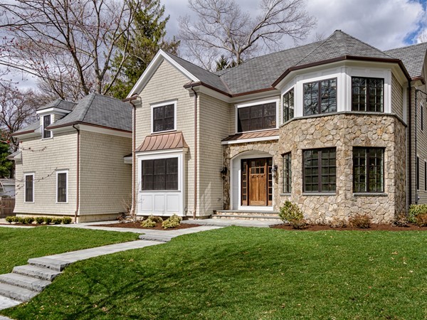 156 Country Club Road Newton, MA 02459 - Photo 3 of 4