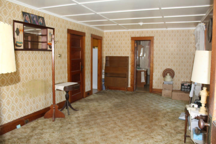 482 North Hoosac Road Williamstown, MA 01267 - Photo 10 of 12 grand sized living room