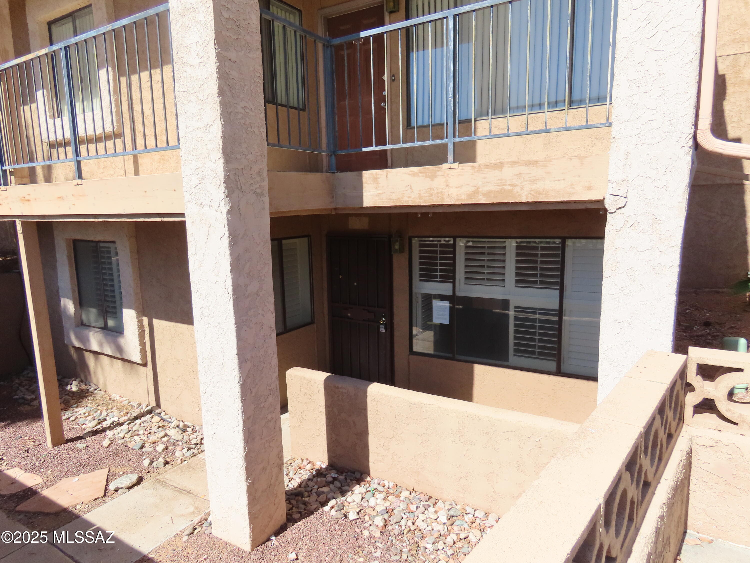 8263 North Oracle Road, Unit 35 Tucson, AZ 85704 - Photo 3 of 15