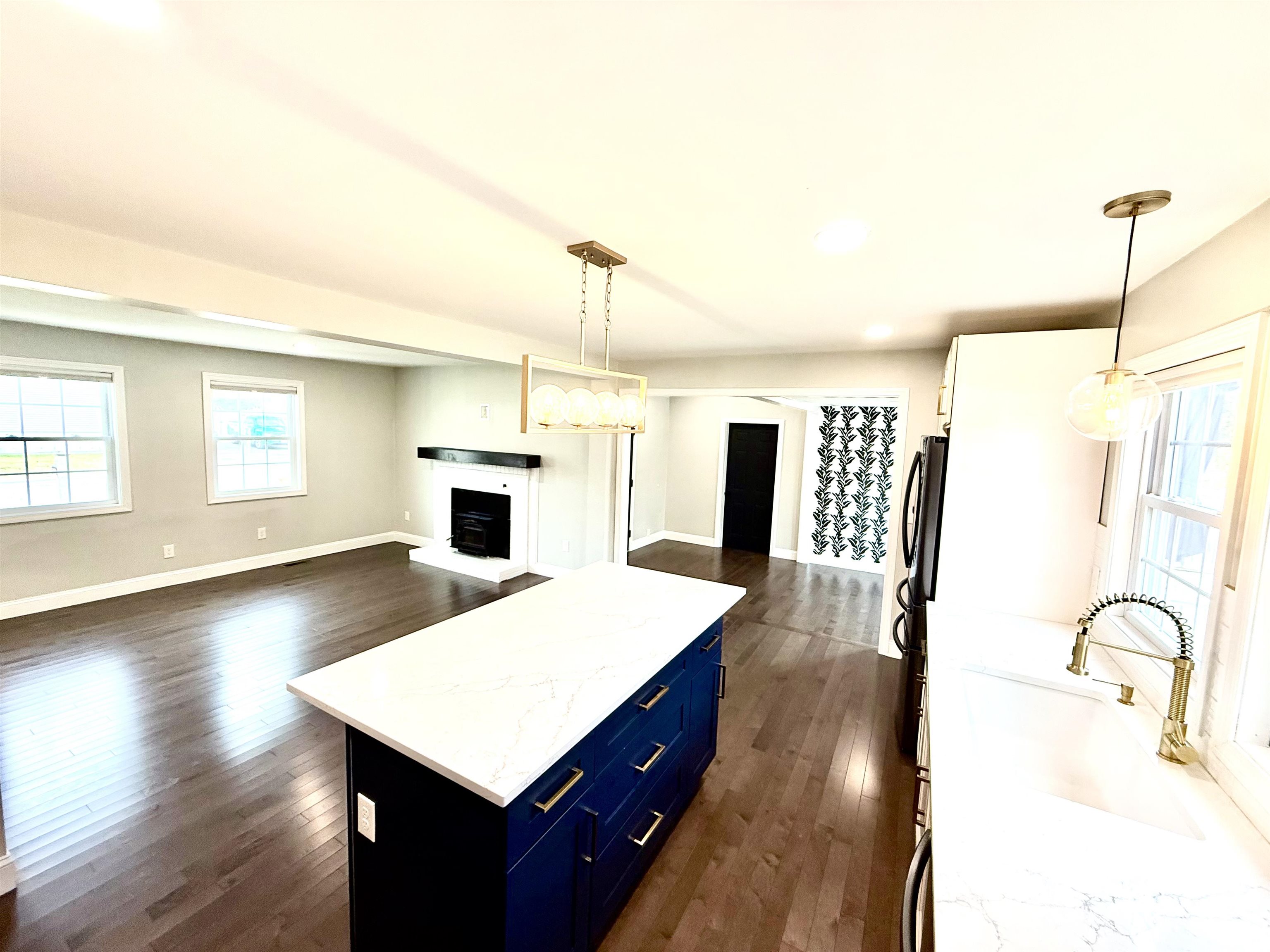 375 Main Dunstable Road Nashua, NH 03062 - Photo 9 of 19 Gallery Image 9