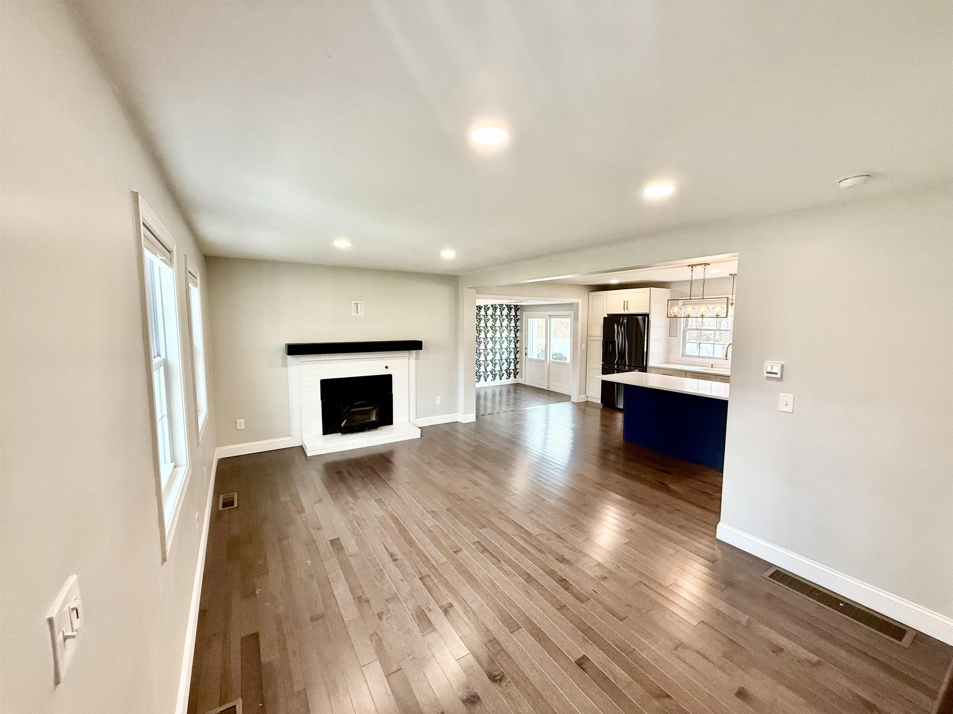 375 Main Dunstable Road Nashua, NH 03062 - Photo 10 of 19 Gallery Image 10