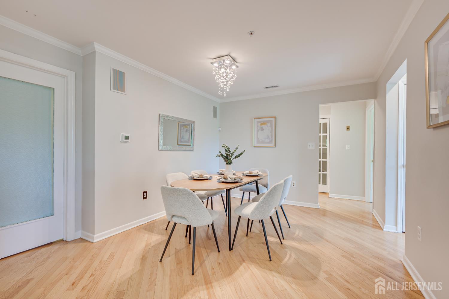 527 Brickhouse Road Princeton, NJ 08540 - Photo 4 of 25