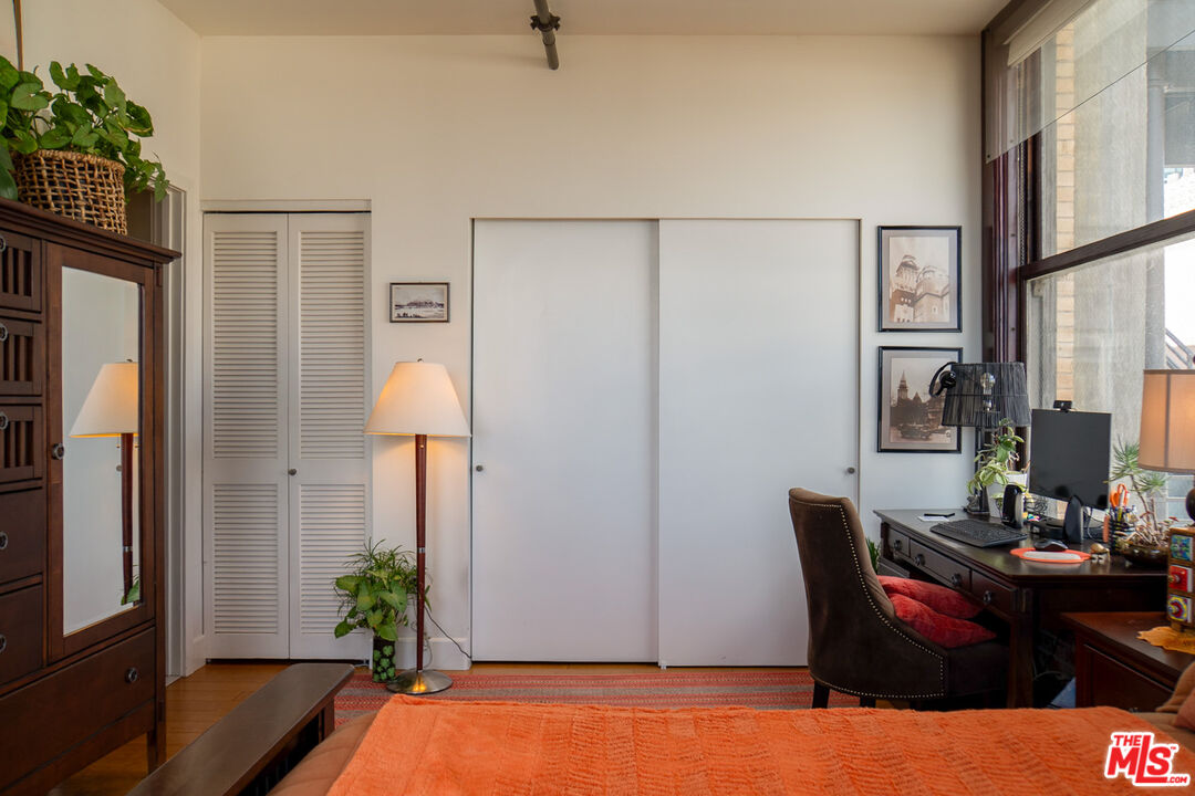 460 South Spring Street, Unit 1002 Los Angeles, CA 90013 - Photo 18 of 44