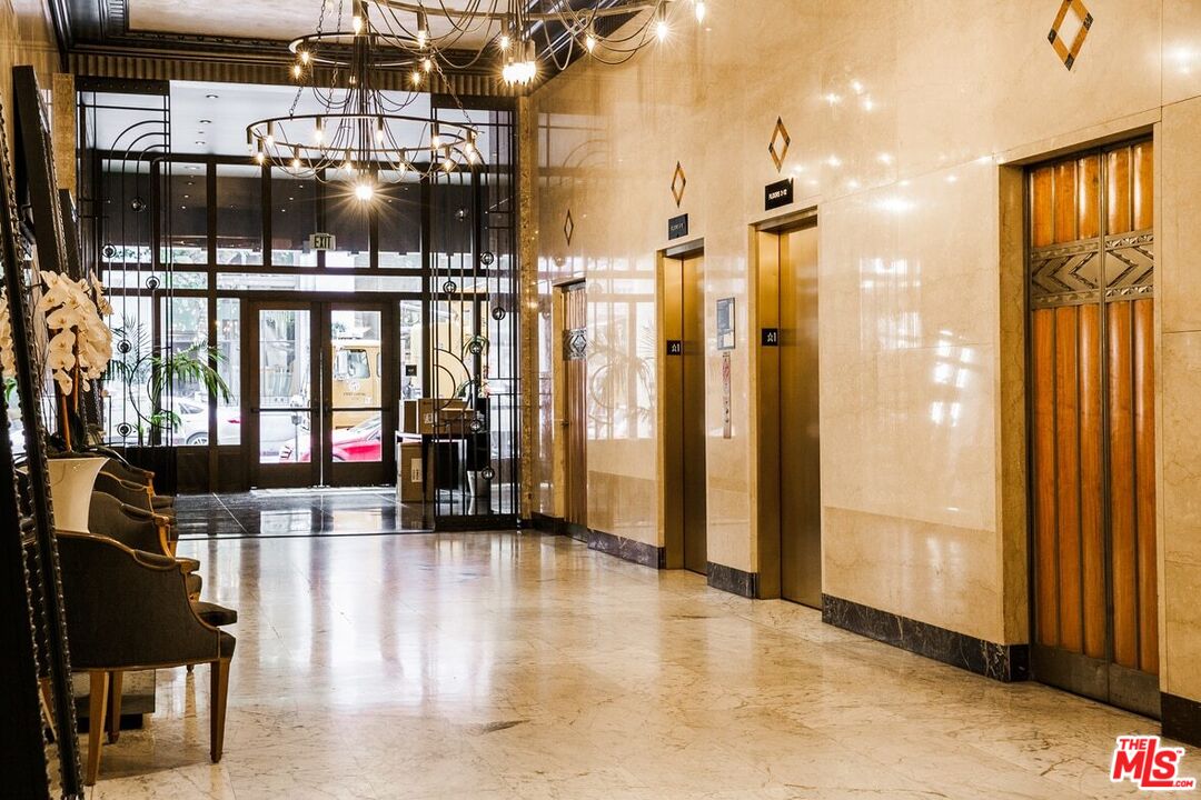 460 South Spring Street, Unit 1002 Los Angeles, CA 90013 - Photo 5 of 44