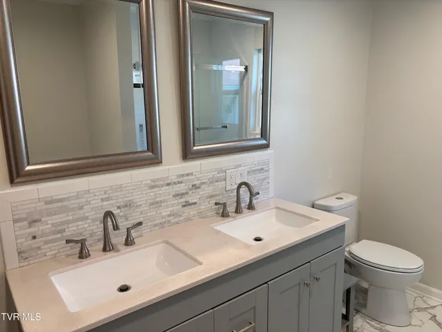 $2,400 | 385 Lakeside Drive, Kingsport, TN 37664