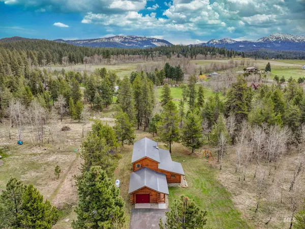 $849,000 | 14170 Jefferson Road, McCall, ID 83638