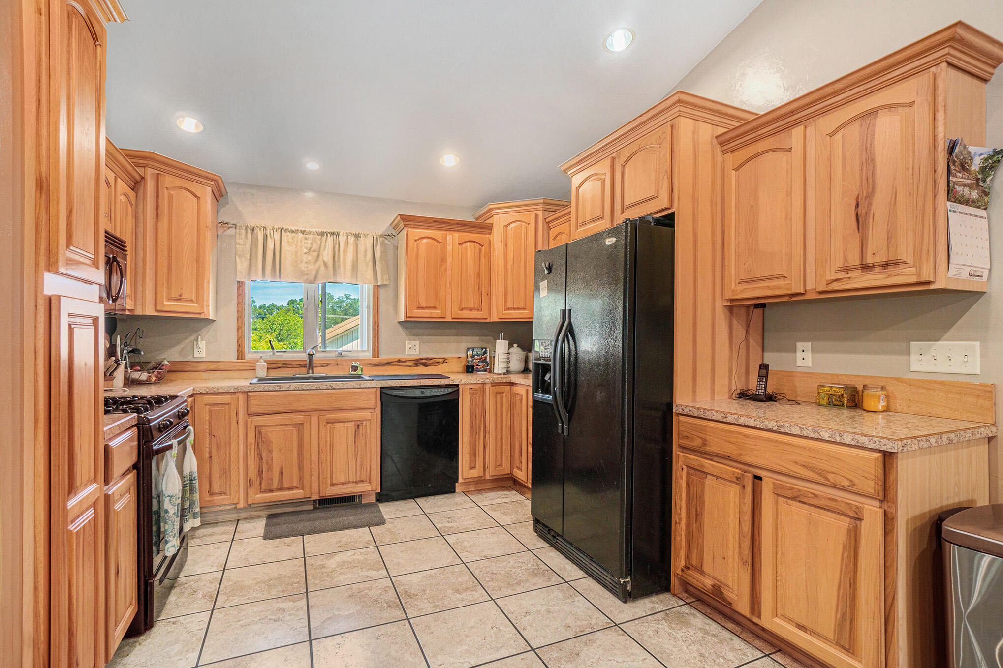 1082 Chatterson Road Muskegon, MI 49442 - Photo 13 of 37 Kitchen