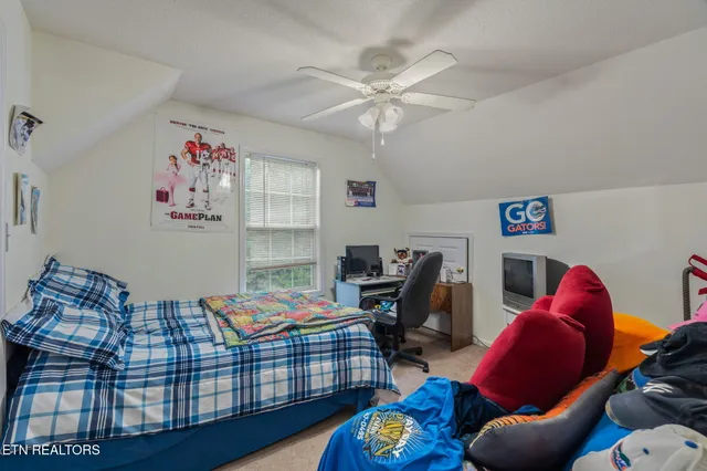 $239,000 | 921 Hazelbrook Way, Unit 12, Knoxville, TN 37912