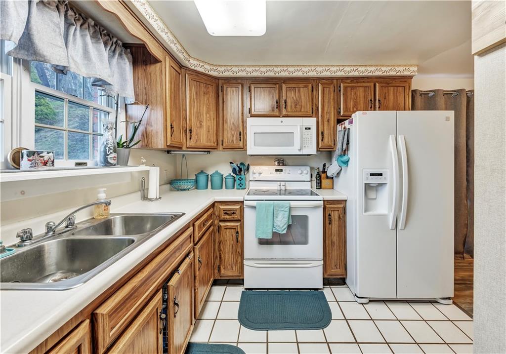 8713 Noblestown Road McDonald, PA 15057 - Photo 9 of 25 Gallery Image 9