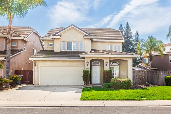 $599,999 | 2608 Donner Trail, Riverbank, CA 95367