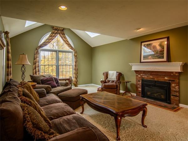 173 Ruggles Street Westborough, MA 01581 - Photo 8 of 30 Gallery Image 8