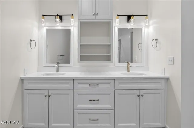 $498,000 | 3 Elena Court, Halfmoon, NY 12065