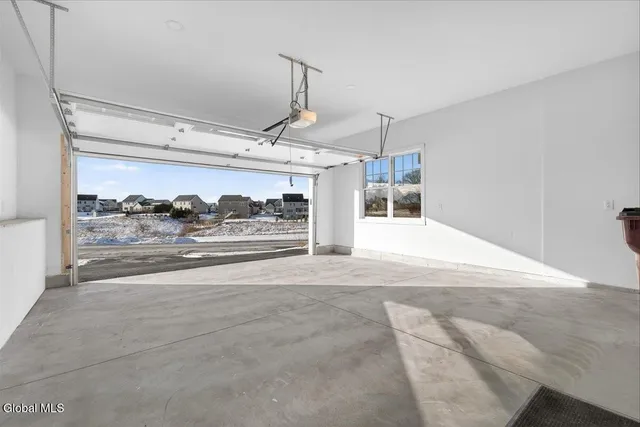 $498,000 | 3 Elena Court, Halfmoon, NY 12065