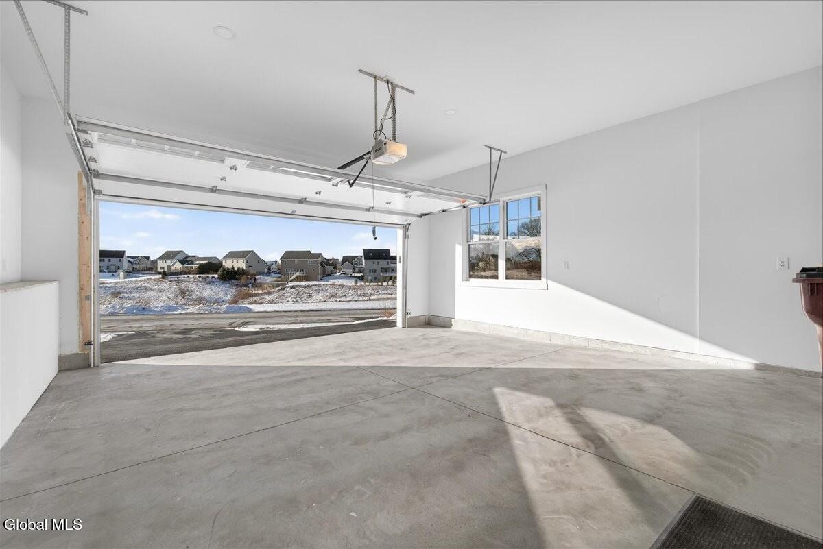 3 Elena Court Halfmoon, NY 12065 - Photo 38 of 47 Garage