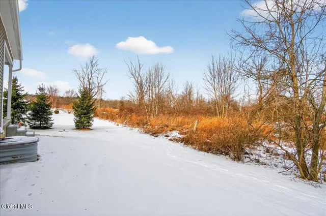 $498,000 | 3 Elena Court, Halfmoon, NY 12065