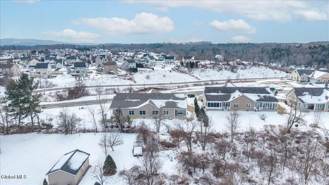 $498,000 | 3 Elena Court, Halfmoon, NY 12065