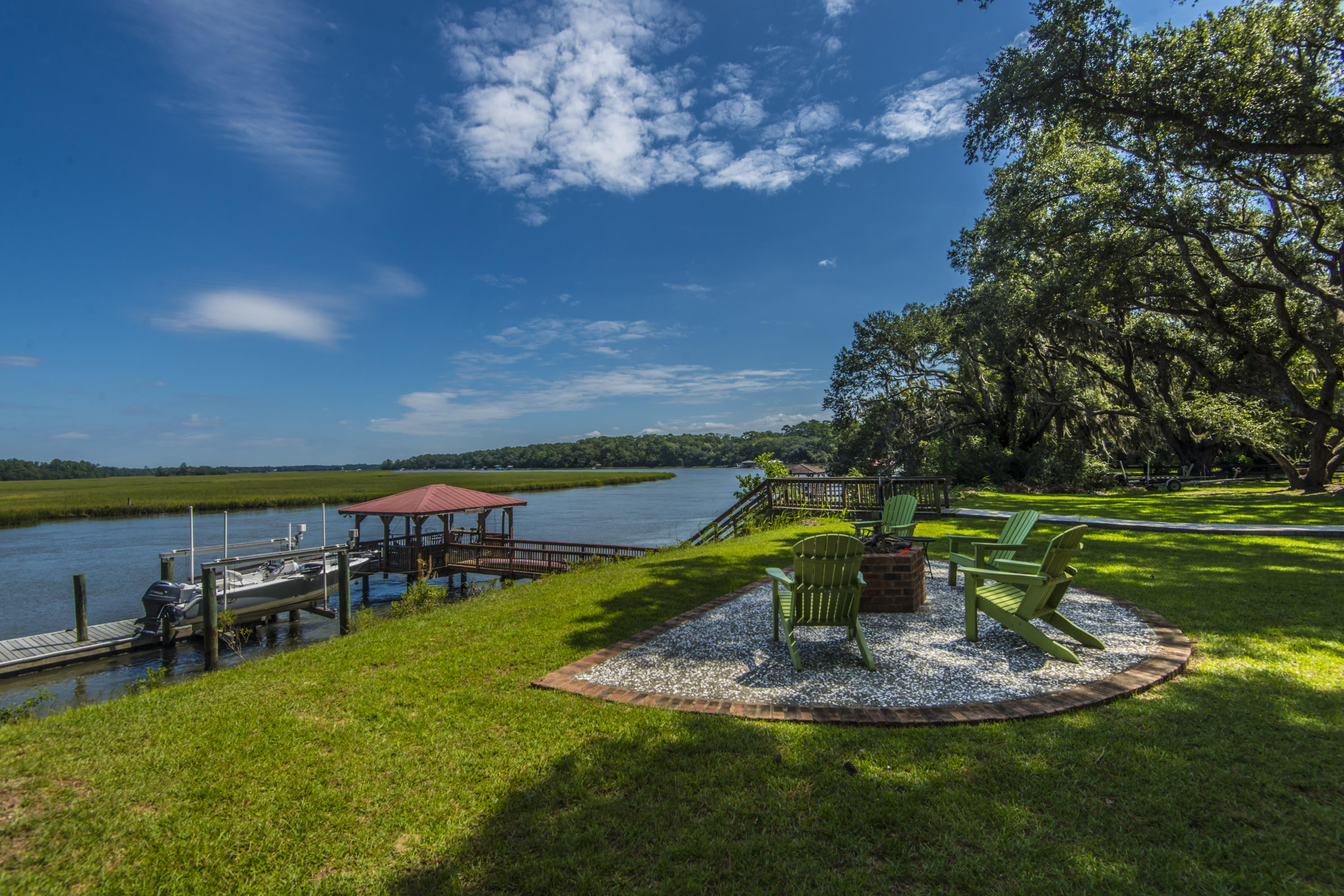 8686 Peters Point Road Edisto Island, SC 29438 - Photo 15 of 65 8686 Peters Pt rof (28)