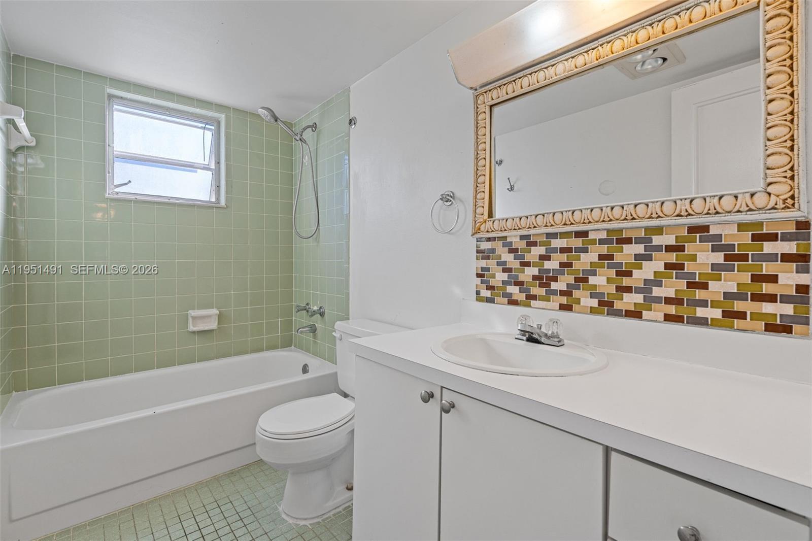 1024 Southeast 3rd Avenue, Unit 301 Dania Beach, FL 33004 - Photo 21 of 38