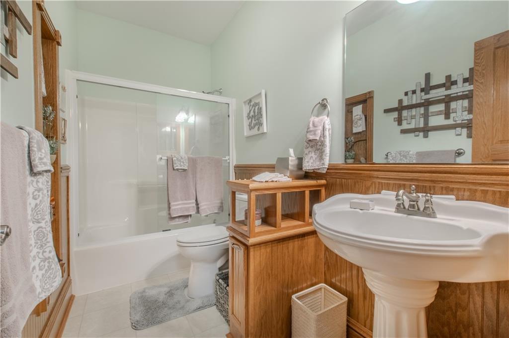 22604 Vincent Street Peculiar, MO 64078 - Photo 10 of 66