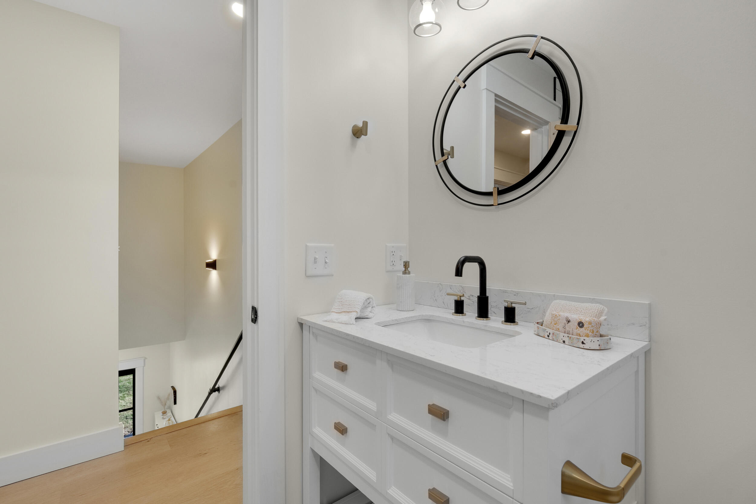 16 Cliff Drive Windham, ME 04062 - Photo 23 of 49 37_16cliff-49