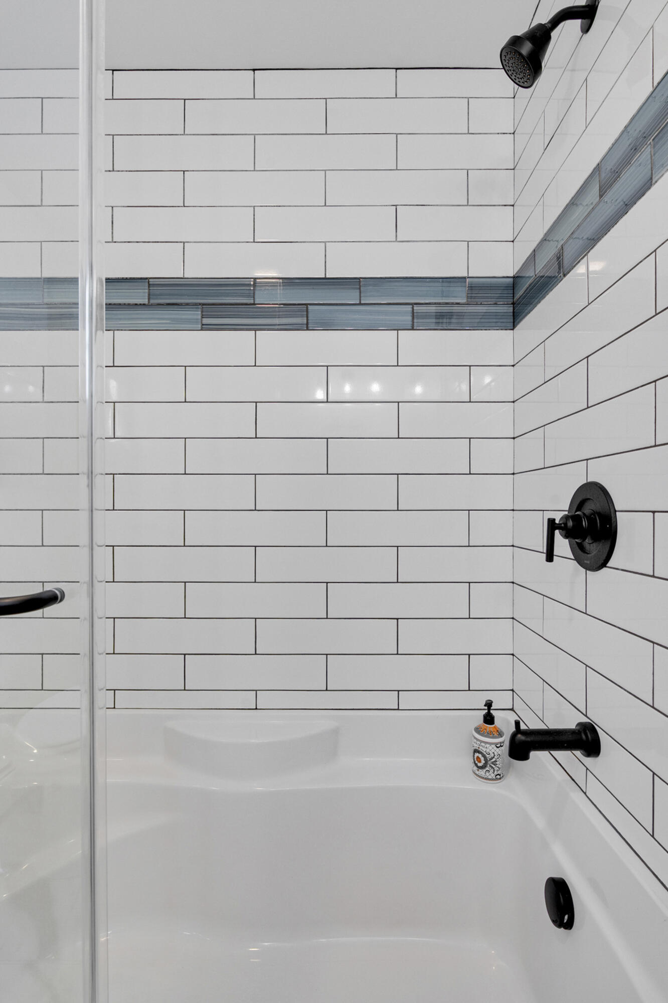 16 Cliff Drive Windham, ME 04062 - Photo 24 of 49 38_16cliff-50