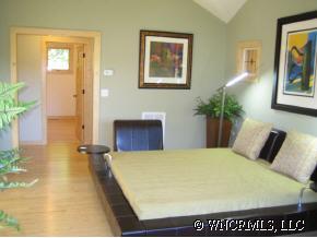 86 Saint Dunstans Road Asheville, NC 28803 - Photo 12 of 12 Gallery Image 12